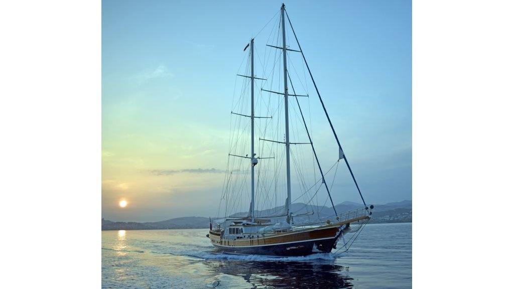 Kaya Guneri 4,